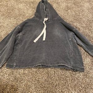 Cropped hoodie
